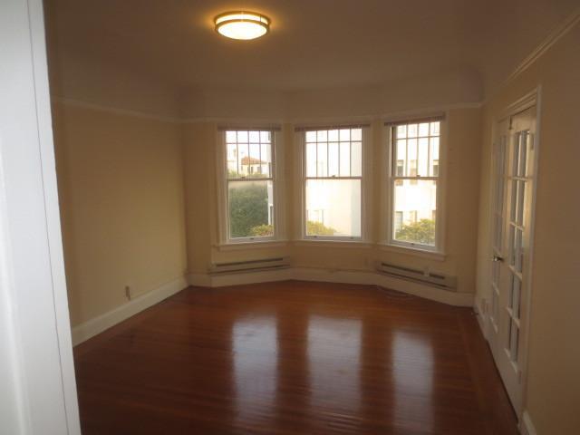 Building Photo - bedroom in San Francisco CA 94123