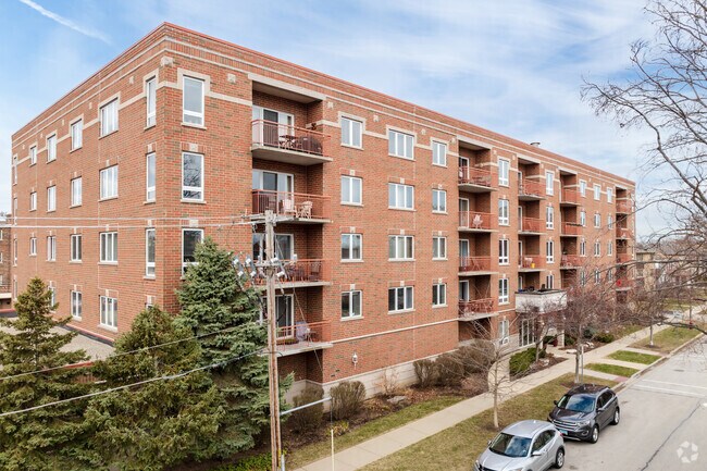 Building Photo - 476 Alles St