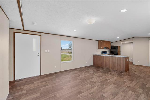 Building Photo - 16731 Flow Rd