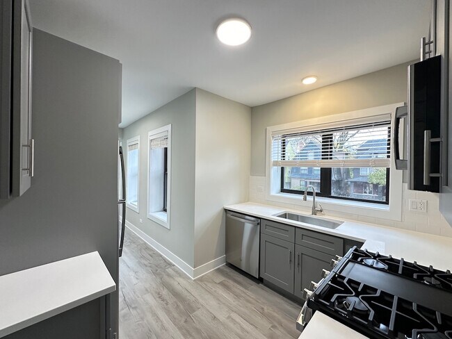 Foto del edificio - 1144 Oak Ave