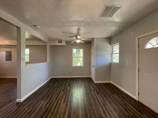 Foto del edificio - 809 S George Ave