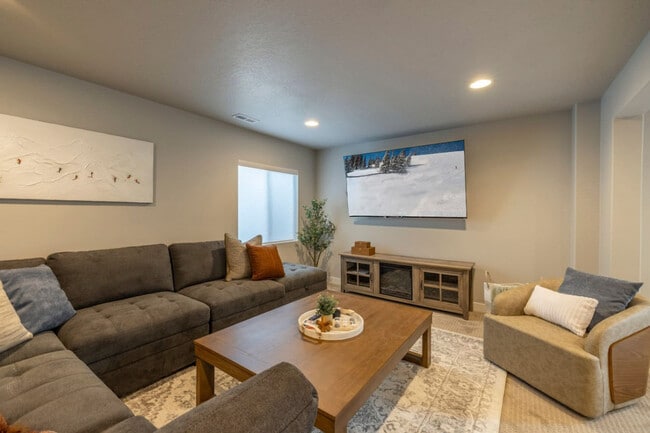 Building Photo - 1854 N High Uintas Ln