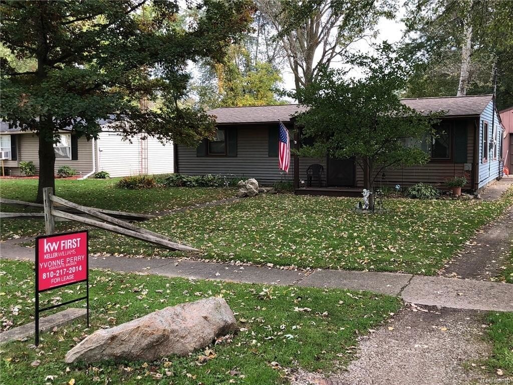 Building Photo - 820 Forest Dr