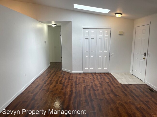 Foto del edificio - 3 br, 2 bath House - 622 Northern Way