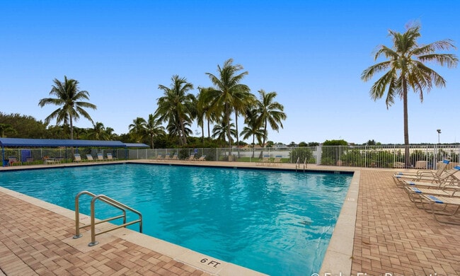 Foto del edificio - 6864 Torch