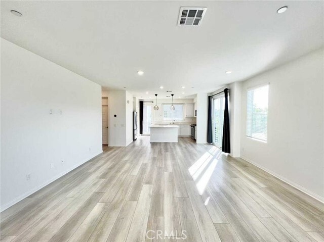 Building Photo - 229 Steely