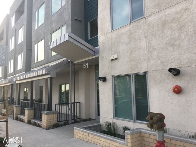 Building Photo - 2 br, 2 bath House - 51 Innes Ct #309
