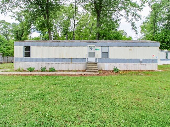 Building Photo - Cozy Country Living – Trailer Home for Rent