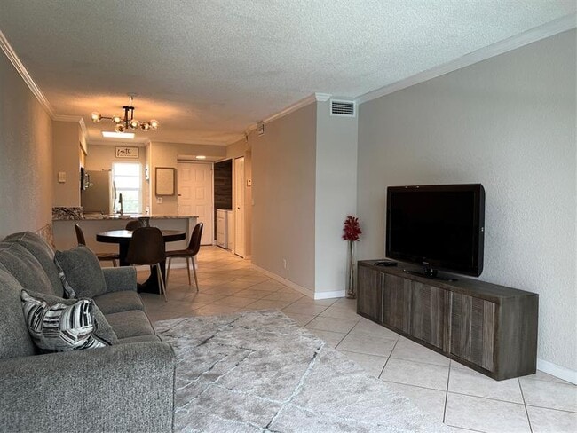 Foto del edificio - 2220 N Cypress Bend Dr
