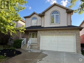 Building Photo - 593 Woolgrass Ave