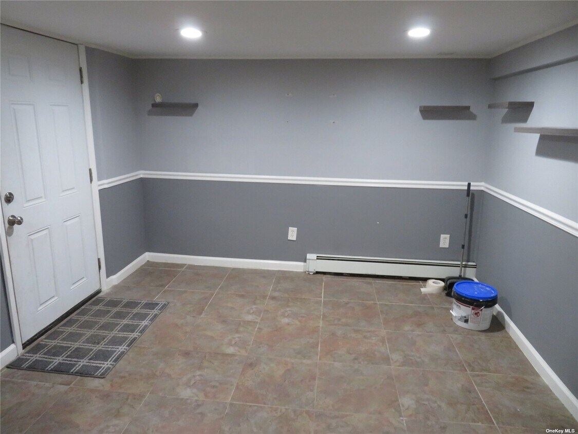 Building Photo - 1158 Nugent Ave