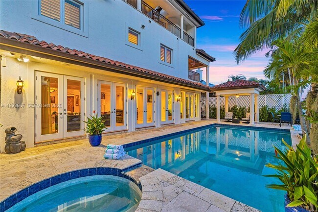 Foto del edificio - 625 Poinciana Dr