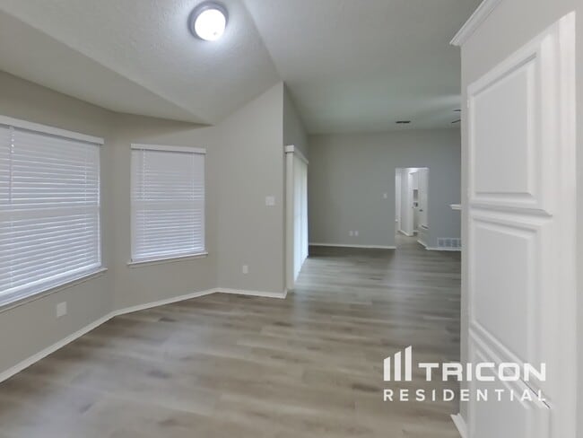 Building Photo - 6506 Aires Drive Arlington TX