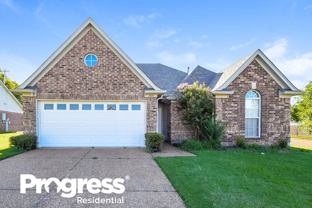 Primary Photo - 1303 Chatman Way