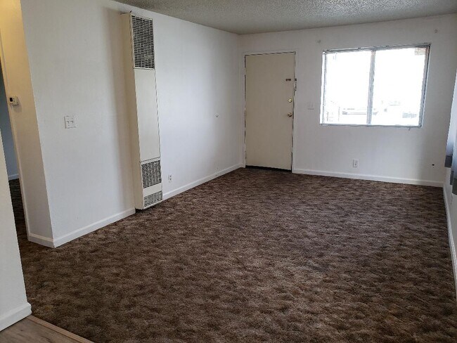 Foto del edificio - 1231 E 7th St