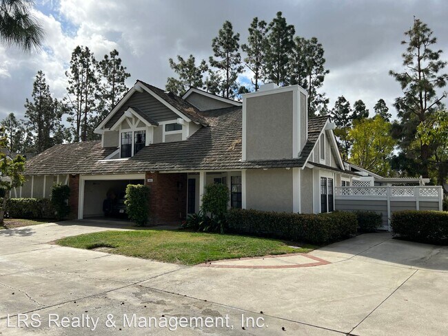 Building Photo - 3 br, 2.5 bath House - 4 Goldstone