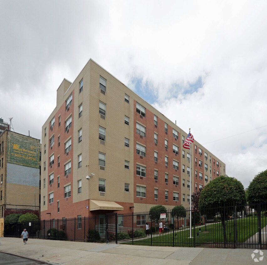 Primary Photo - Belmont Boulevard II