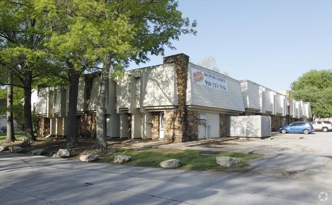 Building Photo - 5128 S Delaware Pl #A