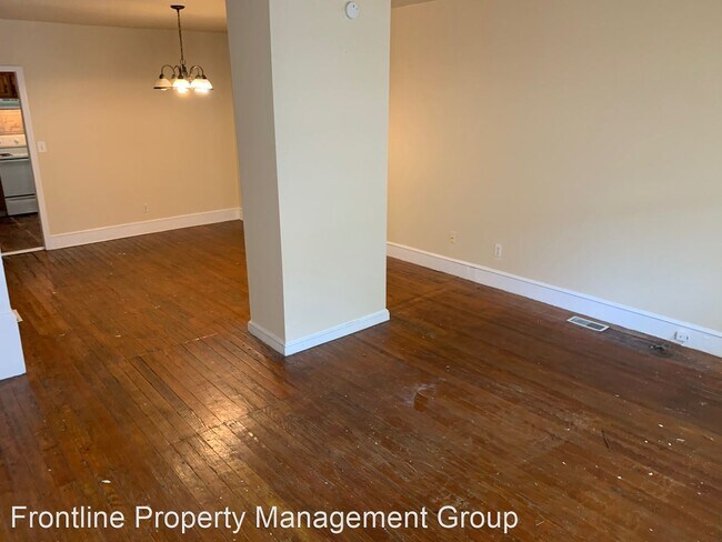 Foto del edificio - 4 br, 1 bath House - 430 W 29th St