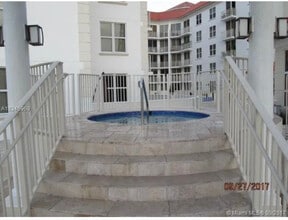 Building Photo - 2030 Douglas Rd