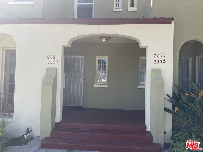 Foto del edificio - 2021 N Vermont Ave