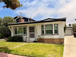 Building Photo - 125 Avenida Aragon