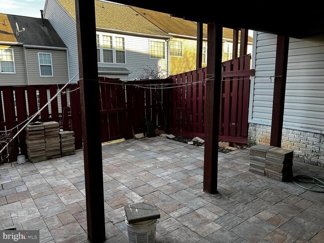 Building Photo - 4009 Timber Oak Trl