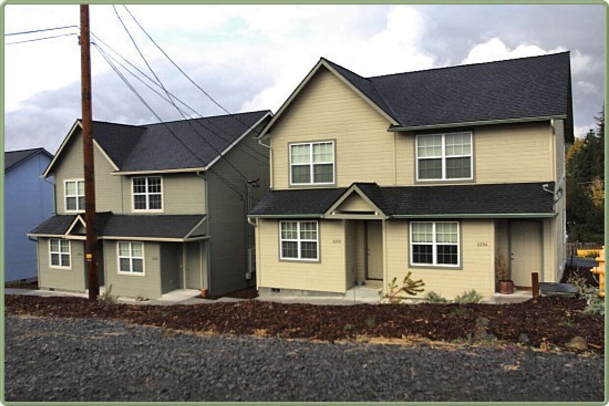 2278 Holabird Ave Unit 2276, Klamath Falls, OR 97601 Room for Rent in