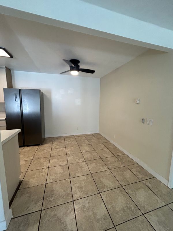 Foto del edificio - 1300 Saratoga Ave