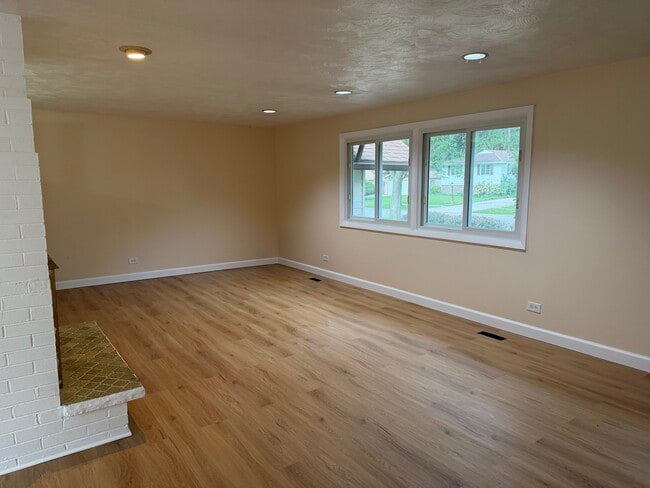 Building Photo - 1316 Norwell Ln