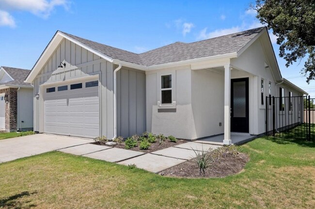 Building Photo - 3813 Mesquite Vly Rd
