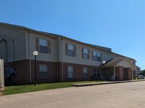 Building Photo - 107 Suite View Dr