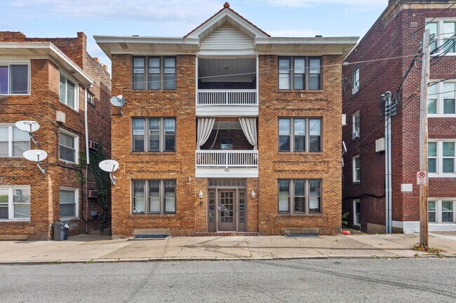 Foto del edificio - 1138 Illinois Ave