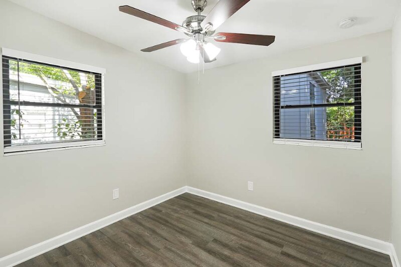 Foto principal - 6813 Tuttle St