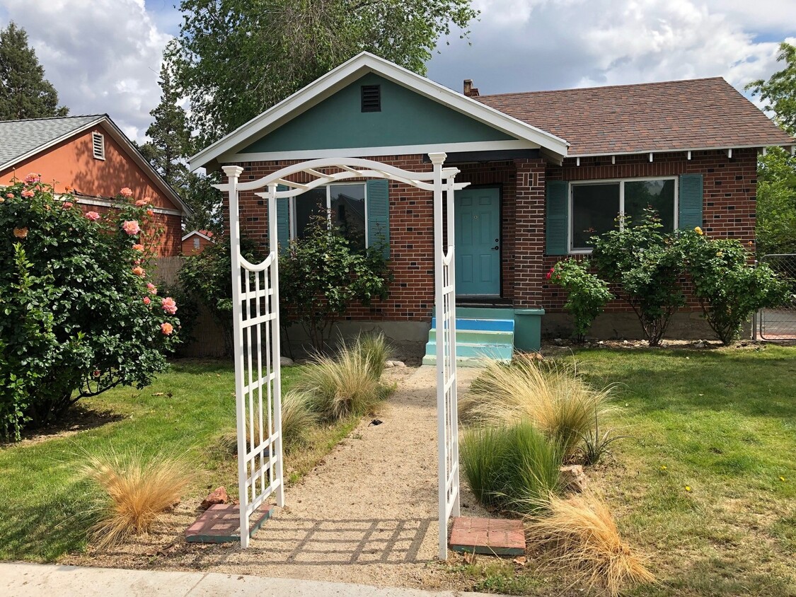 Primary Photo - 612 Cheney Street