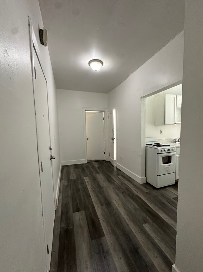 Foto del edificio - 1274 NW 6th St