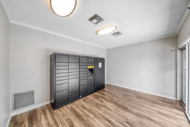 Building Photo - City Heights Steeplechase