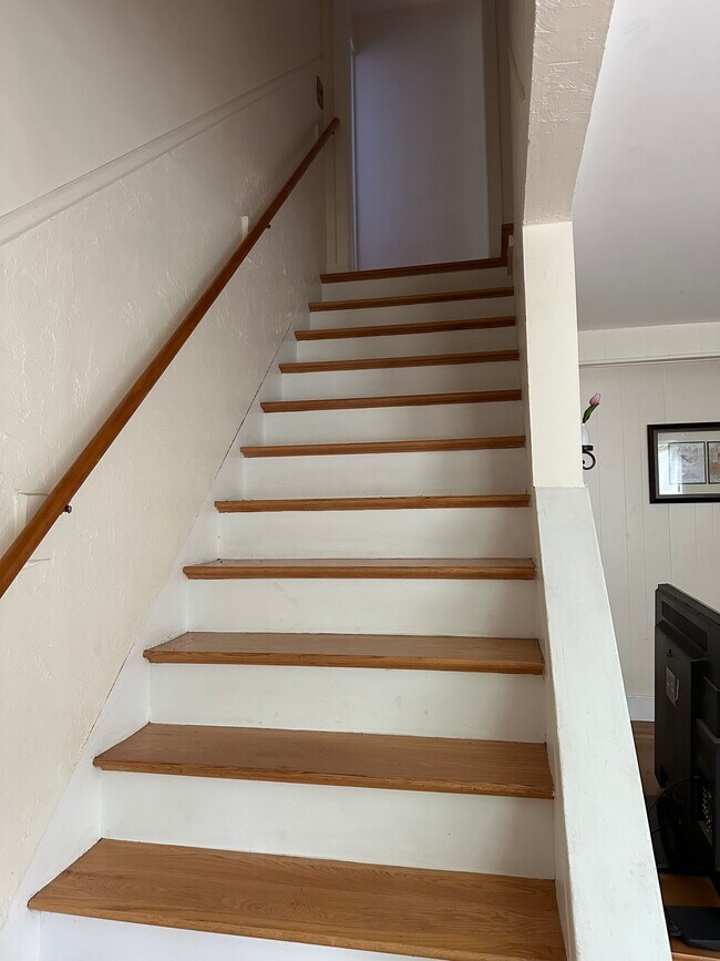 Building Photo - 89 Highland Ave