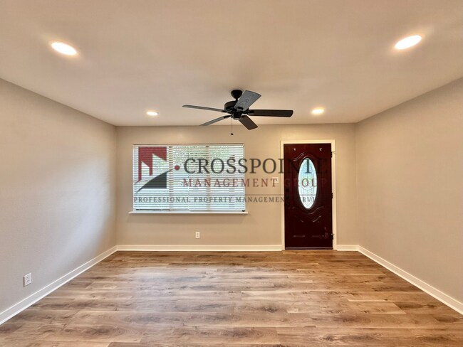 Foto del edificio - Newly Renovated 3 Bedroom 1.5 Bathroom Home!