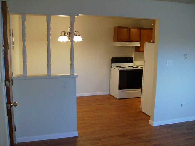Foto del edificio - 2412 Clearview Ave
