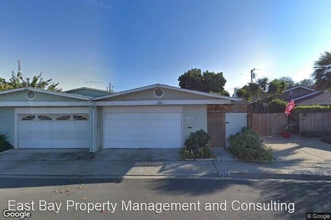 Building Photo - 3 br, 2 bath House - 378 Fir Tree Ct.