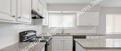 Foto del edificio - 2323 Grindstone Ln