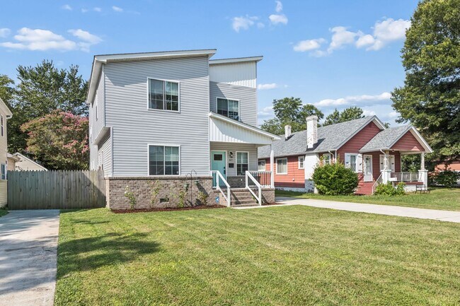 Foto del edificio - 317 Cottonwood Ave