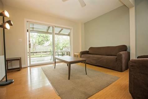 Building Photo - 15 Webster St