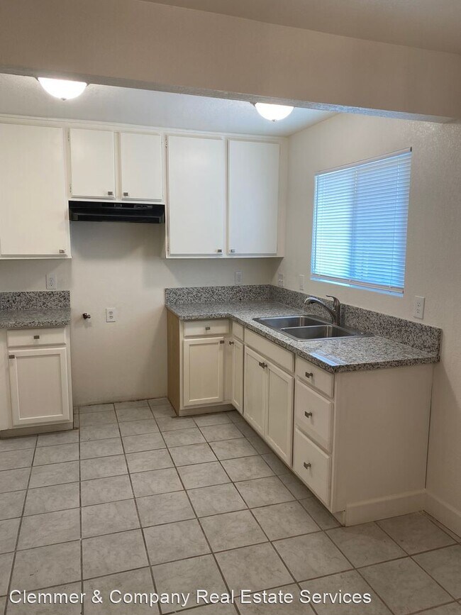 Foto del edificio - 3 br, 1.5 bath House - 5900 Almendra Ave #C