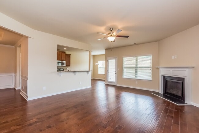 Building Photo - 803 Kite Way