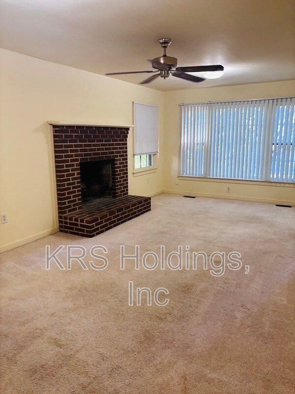 Foto del edificio - 12703 Mill Forest Ct