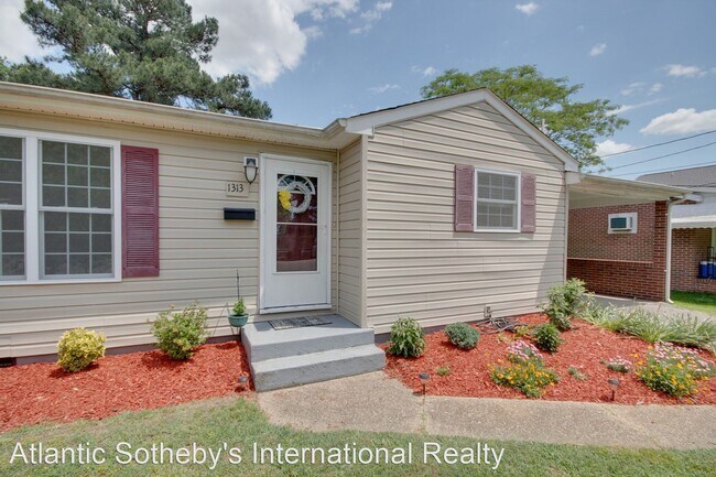 Foto del edificio - 3 br, 1 bath House - 1313 Great Bridge Blvd