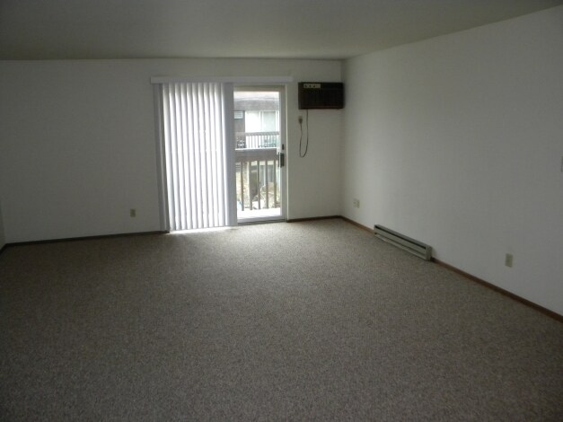 Foto del edificio - 822-824 Weslyn Ct