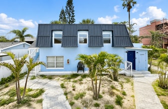Building Photo - 14125 Palm St